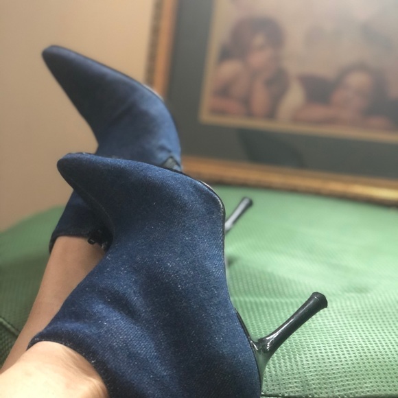 Denim booties 😍 - Picture 3 of 4